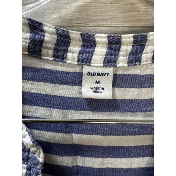 NWOT Old Navy Blouse Top Blue Stripe V Neck 1/2 Button Cotton Medium - Picture 3 of 5